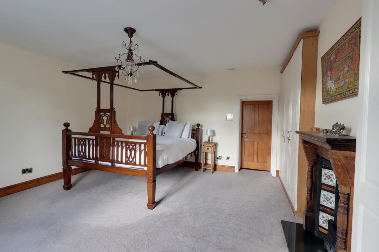 Villa Bretton House Farm Retreat à Chester Extérieur photo