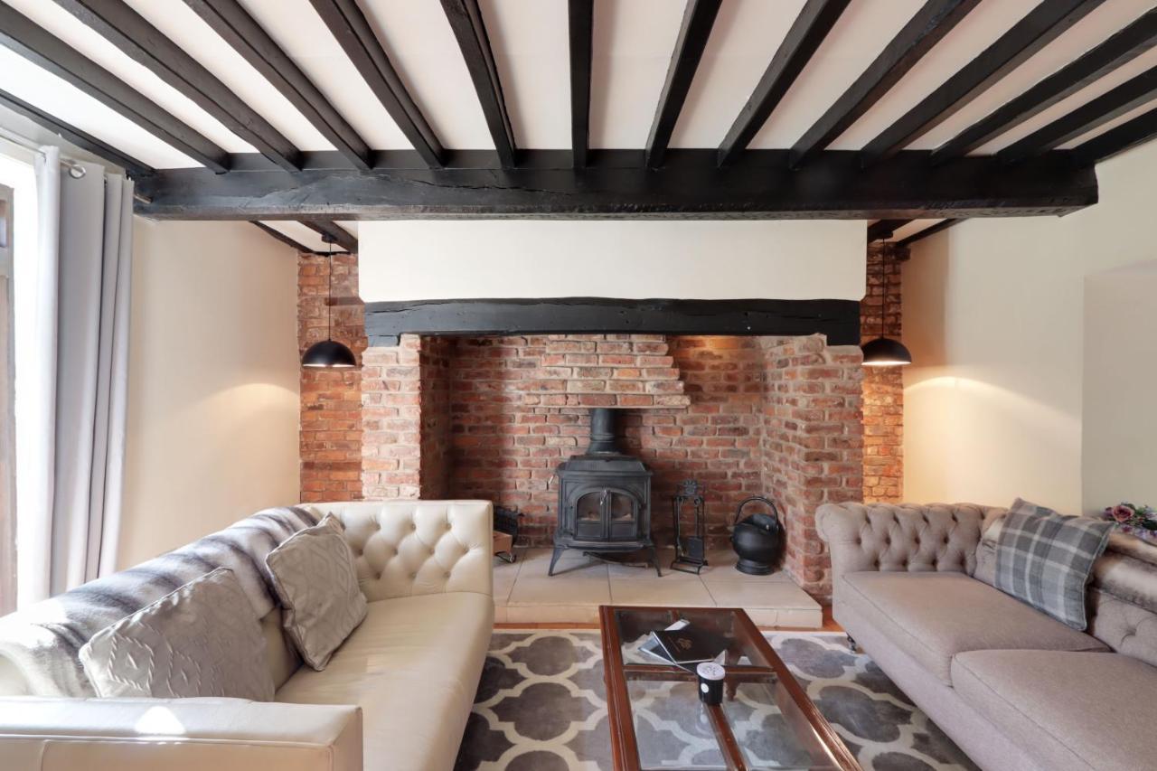 Villa Bretton House Farm Retreat à Chester Extérieur photo